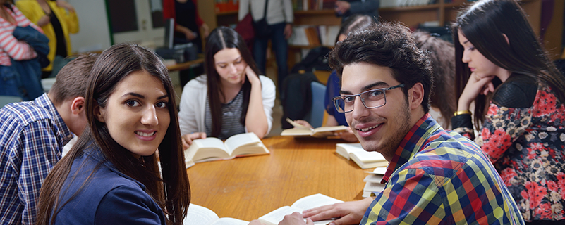 鶴崗師范高等?？茖W(xué)?？梢詫Ｉ締? /></p><p style=